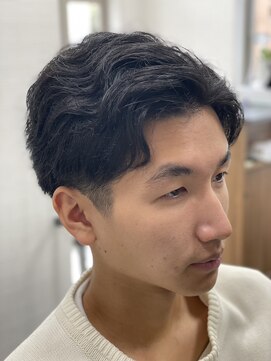 コスタイム 向日町店(Costime) 理容室　barber メンズサロン　ツーブロック　刈り上げ
