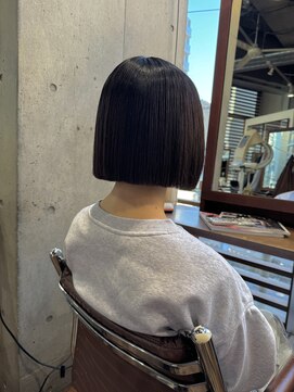 メロン 恵比寿(MERON) 【MINAMI】切りっぱなしボブ×縮毛矯正