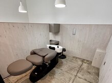 シェノン(chainon)の雰囲気（半個室とフルフラットのシャンプー台は寝落ち間違いなし◎）