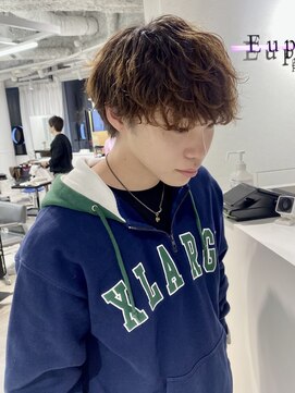 ユーフォリア 渋谷グランデ(Euphoria SHIBUYA GRANDE) 犬パーマ　波巻きパーマ　ラウンドマッシュ