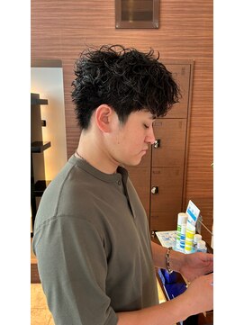 ブローチ(broche) スパイキーショート&パーマ