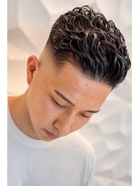 ゼロスバーバー(0's BARBER SHOP)&nbsp;バーバースタイル/フェード/メンズパーマ/アイロン/ビジネス