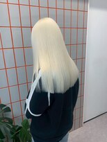 ペレ 原宿(PELE)&nbsp;ダブルカラー/ケアブリーチ/羽エクステ/原宿