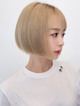 ルージュシー 堀江(RU10C) ハイトーンボブ/ケアブリーチダブルカラー/ミルクティーベージュ