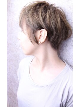 キャアリー(Caary) Caaryで外国人風カラーを体験してみようかなぁ↑↑