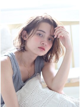 クイントネオリーブ 自由が丘正面口店(quint:neolive) 【自由が丘 quint: neolive】耳掛け×ナチュラル