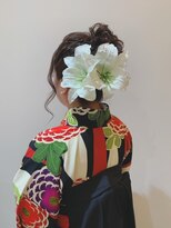 ヘアー デザイナーズ サロン アヴァンセ(HAIR DESIGNER'S SALON AVANCE)&nbsp;セット＋袴着付け