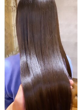 ミエル ヘア 新宿(miel hair) 〈mielhair新宿〉美髪 艶髪 髪質改善ULTOWA