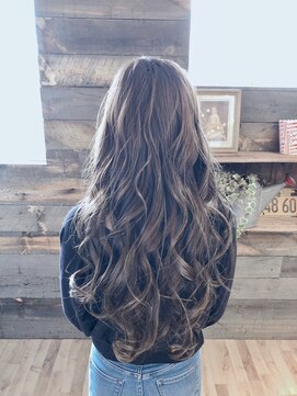 レム 聖蹟桜ヶ丘店(REM) アッシュベージュ/デジタルパーマ/大人可愛い