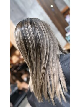 ラフ(LAFF) #ショコラアッシュ#ヘルシースタイル#ふんわりカール