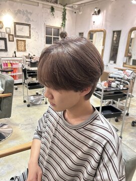 ジーニー 千葉(GENiE) メンズハイトーン/ベージュ系カラー/韓国/千葉【白井愛海】