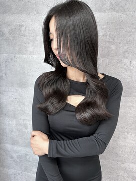 ルイス(L'wis) ロングレイヤーカット