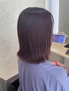 ジーナ 千葉(Zina) 切りっぱなし×ピンクレッド