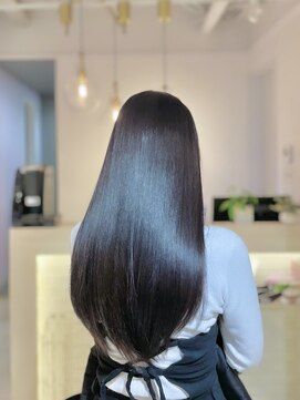 アイノア シノン 神保町(AInoa sinon) 縮毛矯正エステ［髪質改善/縮毛矯正/神保町駅］