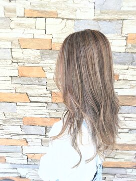 スノー(Snow) ハイトーンカラー