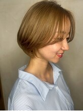 カーム(calm) 20代30代40代50代/丸みショート/クビレ/ひし形ショート