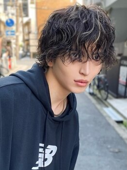 リア 大阪梅田(Ria)の写真/【メンズカット梅田★】メンズパーマ/メッシュカラーもお任せ◎再現性の高いパーマで毎朝のStylingも簡単♪