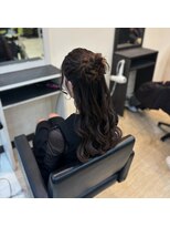 ケリーズグリーン(Kelly's Green)&nbsp;ハーフアップ