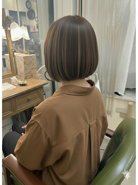 ソレイユ 新宿御苑前 (SOLEIL) ハイライトボブ