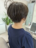 ガーデン バイ イル(GARDEN by illu Co.Ltd) スッキリと女性らしもあるショートヘア【谷町九丁目】