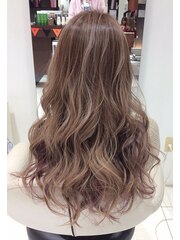 大人気★毎日のヘアスタイルが変わるデザインカラー★