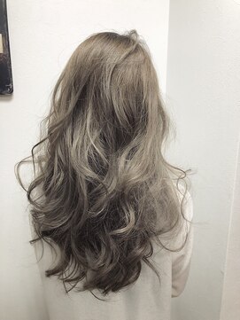 ティエル(Tielu) ダブルカラー アッシュ