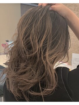 アテナ(ATENA) バレイヤージュ