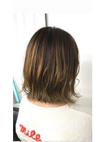 ブッディ(BDY)&nbsp;バレイヤージュで動きをプラス☆外ハネボブスタイル