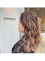 フンヌ フンヌ(funnufunnu)&nbsp;【funnufunnu】　ベージュバレイヤージュ