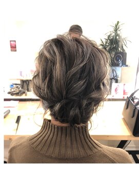 ヘッズ(HEADZ) アップヘア