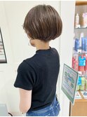 ほんのりくすみカラー×刈上げショートボブ