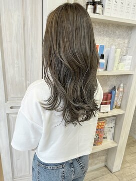 キャアリー(Caary) 福山市美容室Caary たっぷり極細ハイライト ヌーディーベージュ