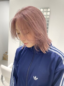 イリ(iLi) 【iLi】ピンクベージュ/切りっぱなしロブ