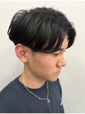 センターパート アッシュ 艶感 メンズショート ツーブロック