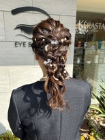 カペリベラ 寝屋川店(Capelli Bella)&nbsp;編みおろしヘアアレンジ