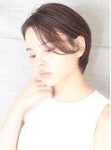 40代50代小顔黒髪ネビージュボブルフワンレン前髪なしショート