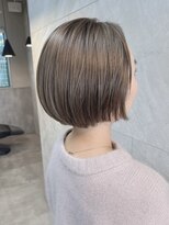 ドゥマン(Demain) 大人かわいい小顔薄めバングハイライトカラーアッシュカラー