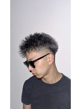 ルーストデラックス 京都河原町三条(ROOST dx) ホワイトハイライトジェット