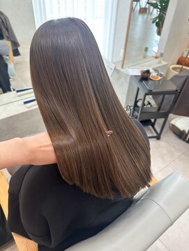 イルプロム 御厨店(illuprom.) アッシュベージュ