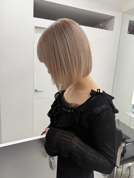 テイス 新宿(TACE) [新宿駅/ココアベージュ/クラゲヘアー/オリーブグレー]