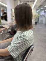 オウル(Owll)&nbsp;◆◇透明感フォギーベージュ結べる長さの切りっぱなしボブ◇◆