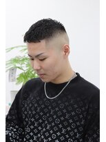 バーバーライラック(BARBER Lilac) 濡れパン×スキンフェード