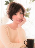 浮遊感のある小顔愛されショートヘア