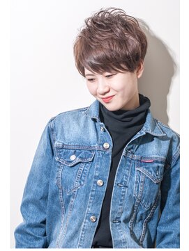 エストータルビューティサロン(es TOTAL BEAUTY SALON) ベリーショート×小顔×大人かわいい×大人かっこいい