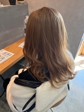 シロトータルデザイン(shiro total design) ミルクティーベージュ×レイヤー