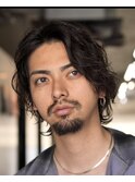 大人の黒髪ミディアムロング波巻きパーマツイストスパイラルヘア
