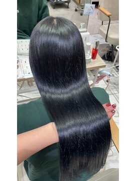 ゼスト フィーノ(ZEST fino) 【吉田 佑衣】冬に大人気ブルーブラック