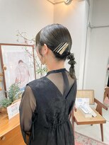 ヘアー アイス カンナ(HAIR ICI Canna)&nbsp;20代30代大人可愛いお呼ばれスタイル編みおろしグレージュ