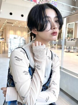 ミンクス渋谷スマートサロン(MINX shibuya smart salon) 【MINX梅原加子】 ハンサムショート×センターパート