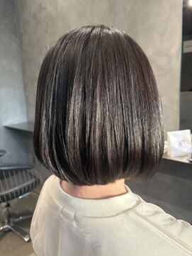 ユウシヘアー(Yushi Hair) ローレイヤーボブ